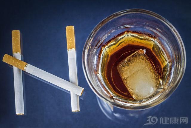 医生提醒：坚持4个好习惯，让肝脏坐上健康“快车”
