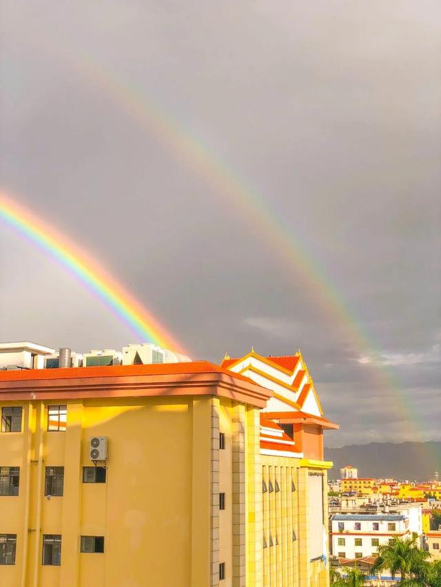 中雨大雨，新一轮雨水已“发货”，明起云南局地有暴雨