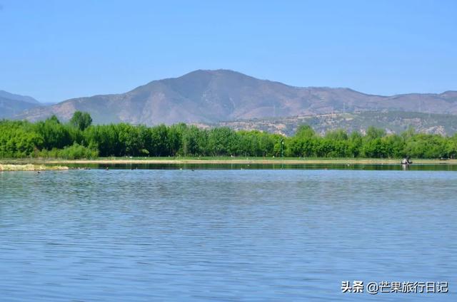 云南大理的这个高原湖泊,不愧为金庸笔下的剑湖,果然不同凡响