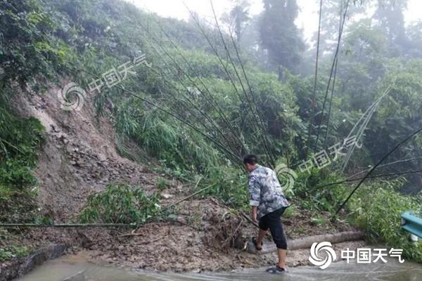 长江中下游遭遇入汛以来最强降雨 暴雨将横扫10省市区