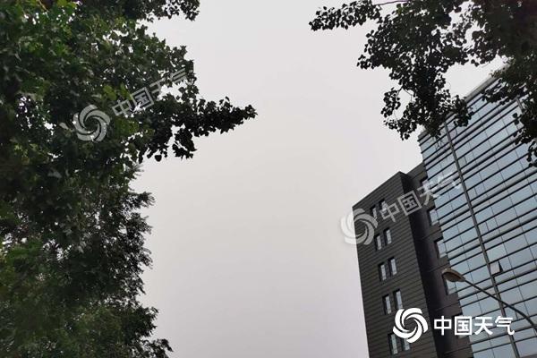端午假期首日北京有雷阵雨相伴 外出记得带伞