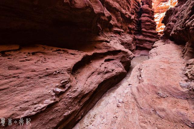 天山脚下， 2002年才被发现的“峡谷之王”，原始野性的自然奇观