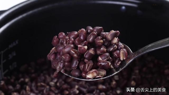 夏天来碗冰镇绿豆汤,清凉解暑,新奇的做法,怎么调味都好吃