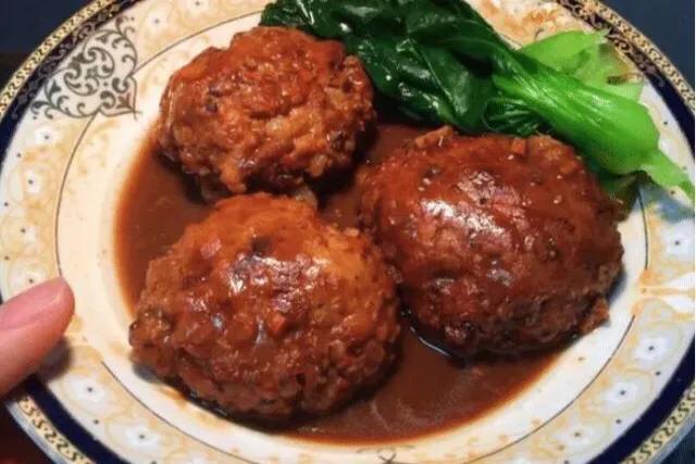 大厨教你“四喜丸子”的家常做法,简单易学,色香味俱全,超下饭