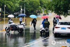 湖北各地强降雨持续 武汉