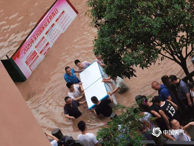 云南盐津遭遇入汛以来最强降雨 多地受灾严重