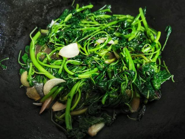 最适合夏天吃的蔬菜，简单易上手，几分钟就搞定的消暑减肥菜