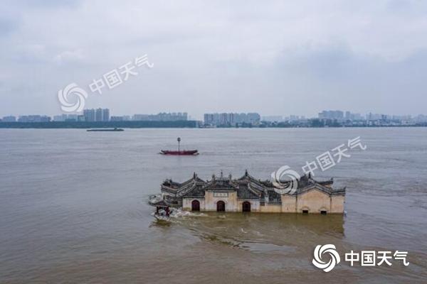 6月以来长江流域降雨量为历史同期最多 暴雨预警连发41天