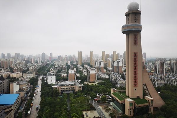 今日安徽淮北地区雨势强劲 周末阜阳淮南等地有大暴雨