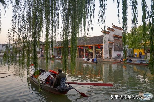 浙江被过多的偏爱,江南六大古镇中,三个人气最高的古镇在其境内