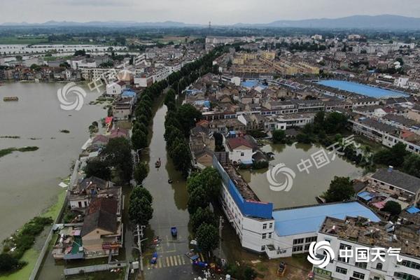 本周末四川盆地至长江中下游暴雨连连 汛情依然严峻