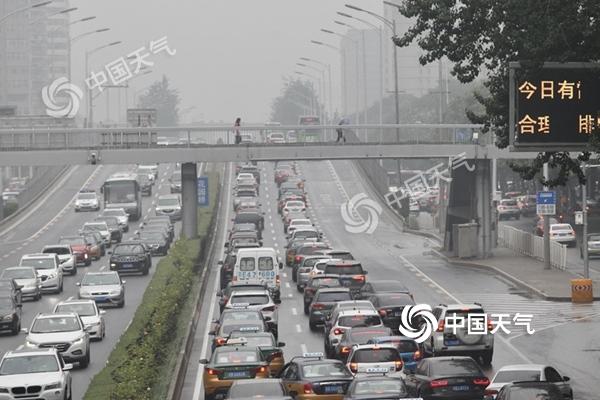 注意!北京明天午后到夜间雷阵雨再袭 局地雨强较大