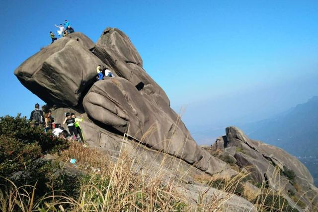 广东又一山岳走红,人称韶关“香格里拉”,却以仿建古镇胜于平遥