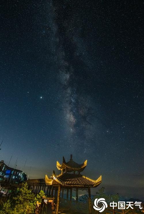 惊艳!福建九仙山夏夜星光璀璨