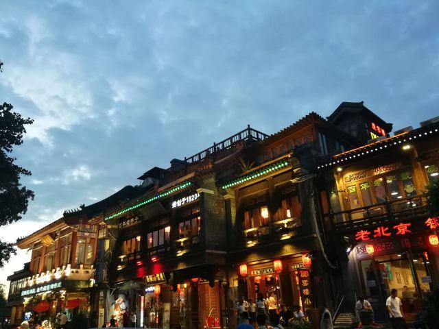 谁说闹市无美景?炎夏漫游什刹海,京华盛景令人陶醉,乐而忘返