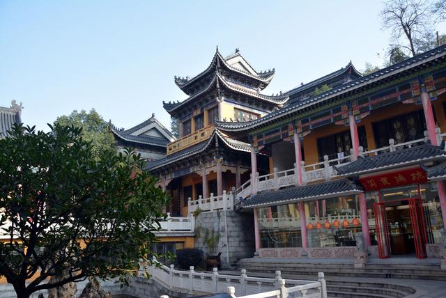 湖北一座不知名的山,誉为“三楚第一山”,将打造成与武当山齐名