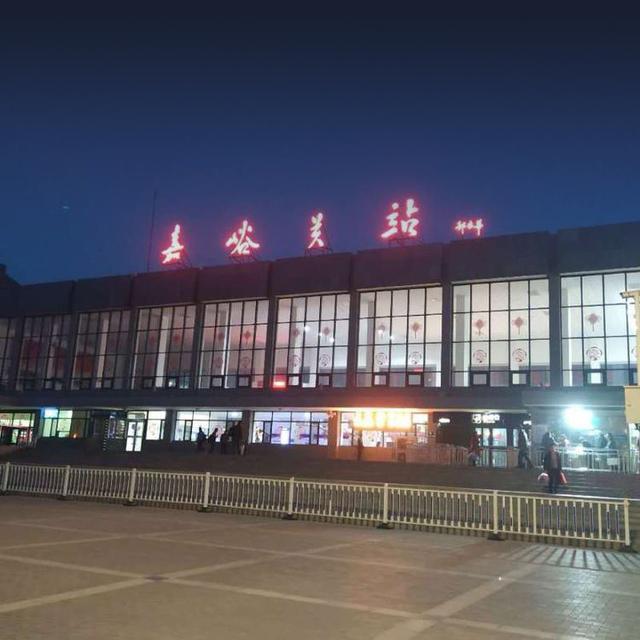 千里走西北(1):起于嘉峪关,8小时的停留,我看到了什么