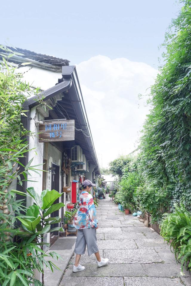 杭州京杭大运河的起点,3元乘坐水上巴士,游览400年的拱宸桥岁月