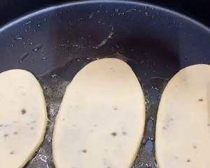 红糖油酥饼的家常做法,不用醒面不用发面,一口咬下去酥香十足