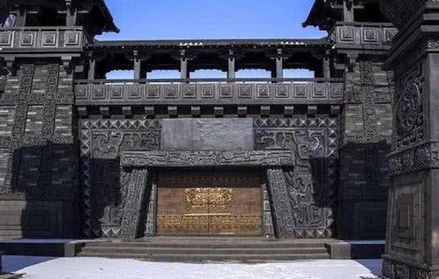 古代城门都是木门,为何攻城时不用火烧城门?其实他们想,但不敢