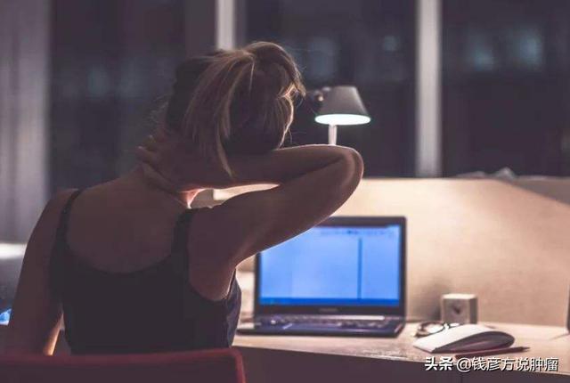 夏至后养生注重祛湿气,5种错误避暑方式,反而加重湿气,要避免