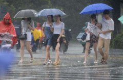 8月13日广州天气：雨势强