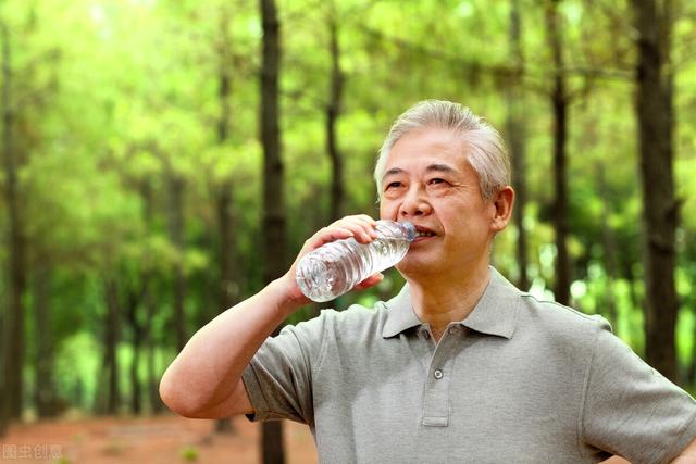 人体脱水会有什么后果?防中暑的药有什么?马上告诉你答案