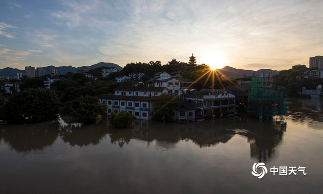 嘉陵江今年第1号洪水过境重庆 古镇磁器口部分被淹