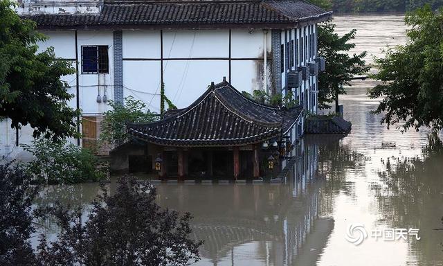 嘉陵江今年第1号洪水过境重庆 古镇磁器口部分被淹
