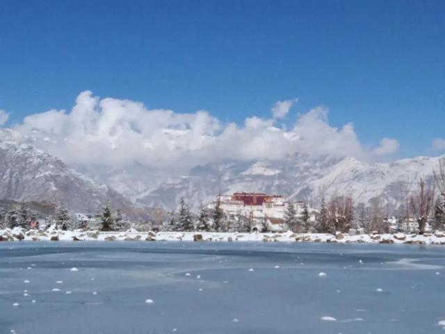 云游旅游西藏旅行攻略拉萨林芝山南日喀则珠峰