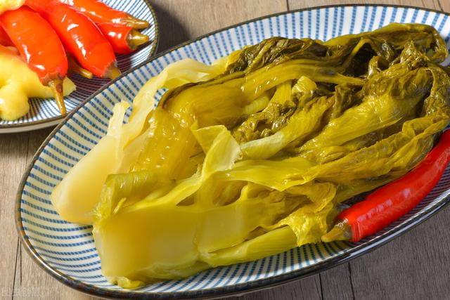 长期吸烟的人,少食5种食物,管住嘴,对肺部健康的伤害降到最低