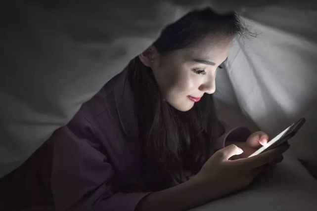 不论男女,40岁后若能熬过这3道“坎”,恭喜,长寿会来找你