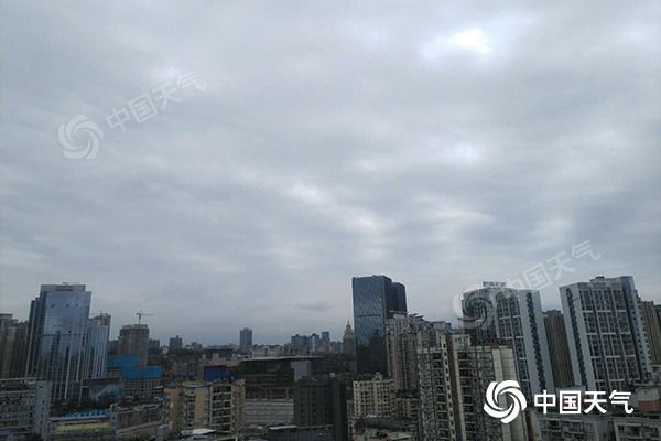 40℃!重庆昨天多地气温创今年来新高 今天雨水降温报到