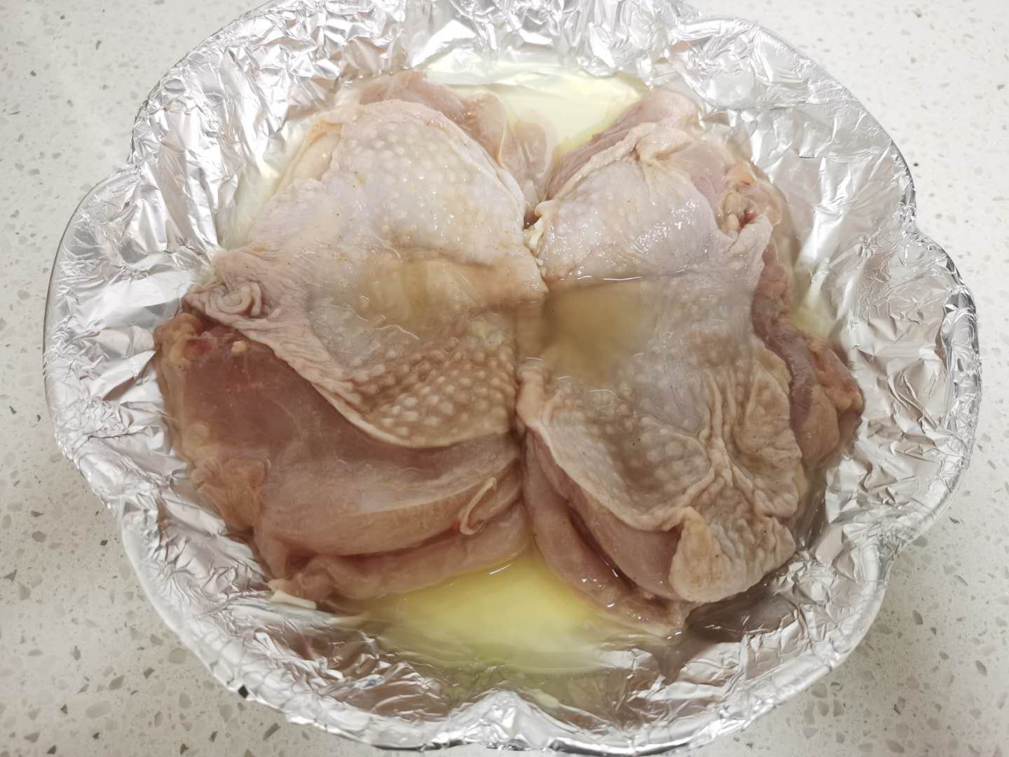 鸡腿这做法实在太好吃,不放一滴油,蒸一蒸又鲜又开胃,超下饭