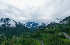 四川光雾山雨后美景