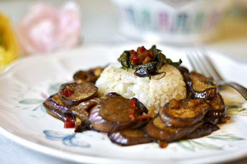 素食食谱分享——特色炒茄子盖饭