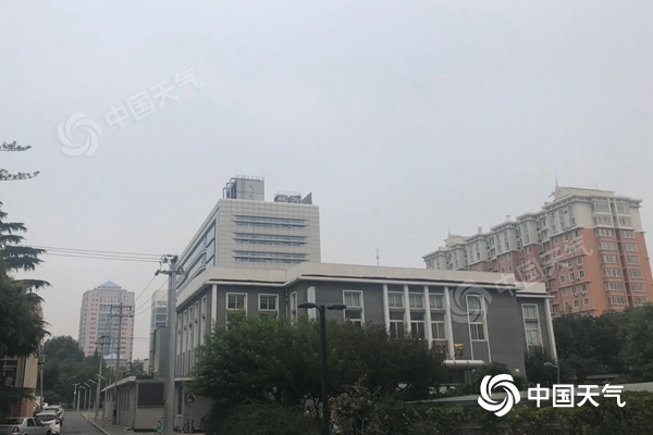 北京今日阵雨来扰夜间降雨更明显 下周早晚渐凉将跌破20℃