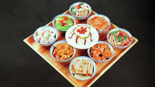 来撒来撒,让人魂牵梦绕的新疆36种美食等着您!