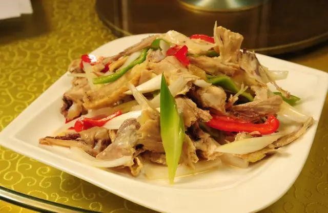 来撒来撒,让人魂牵梦绕的新疆36种美食等着您!