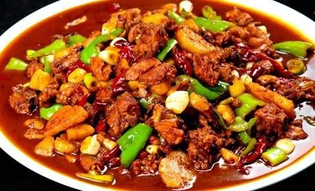 来撒来撒,让人魂牵梦绕的新疆36种美食等着您!