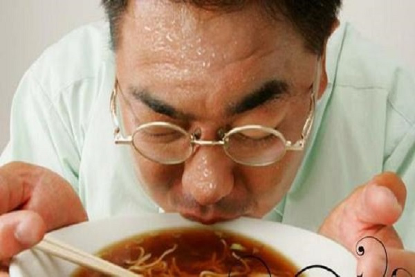 农村老人说“吃饭大汗,一生白干”,有什么讲究吗?