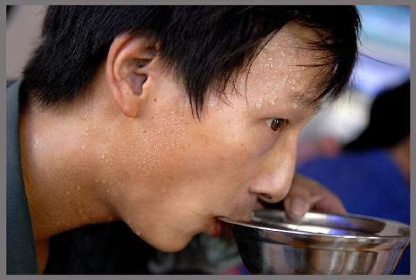 农村老人说“吃饭大汗,一生白干”,有什么讲究吗?