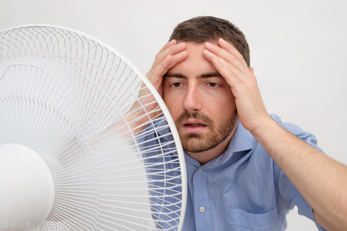 夏季总是大汗淋漓？或与这3点因素相关，对号入座，及时改善