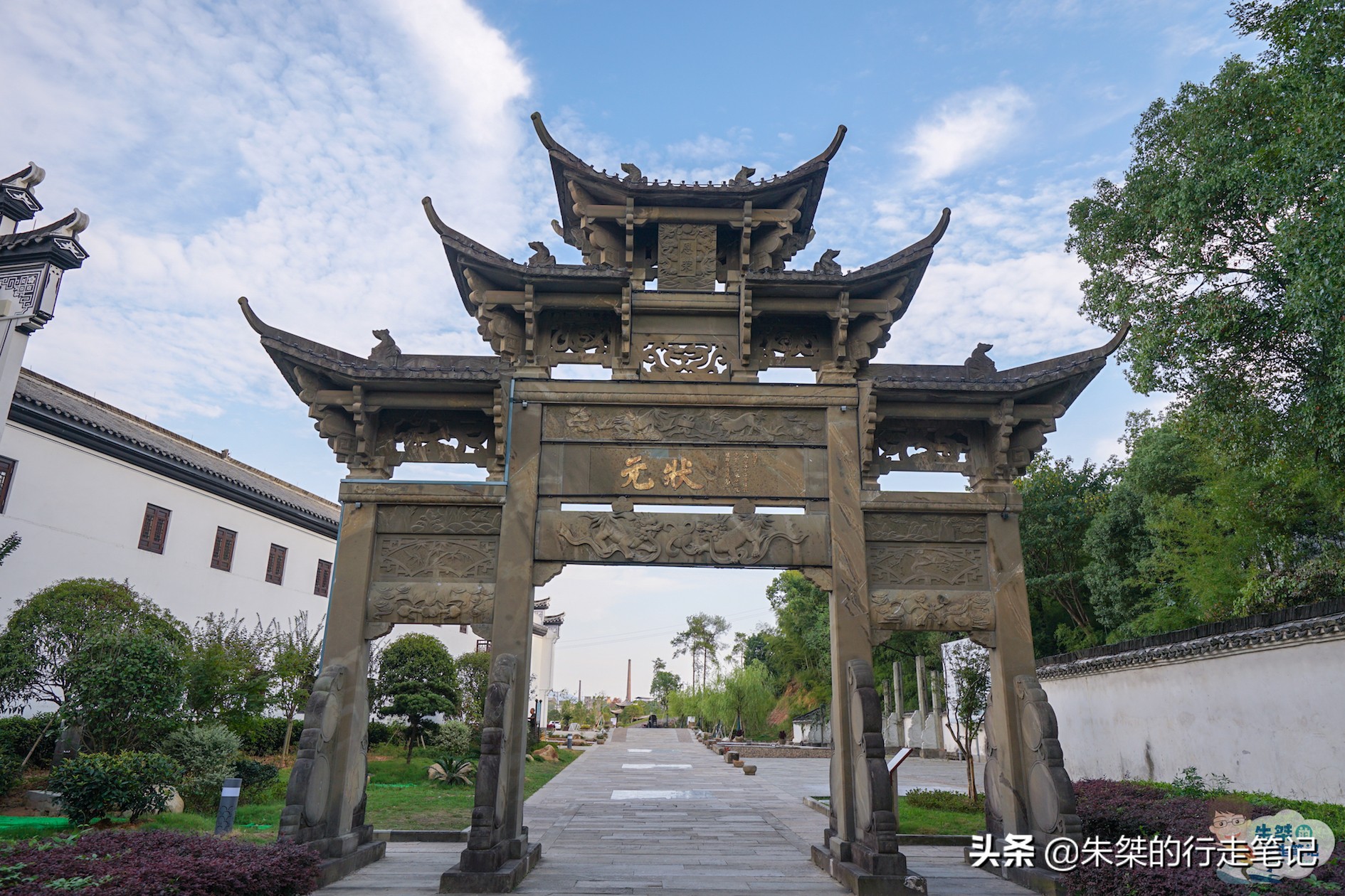 我国少有的古建筑集萃之地,以明清古建筑居多,却都是“搬”来的