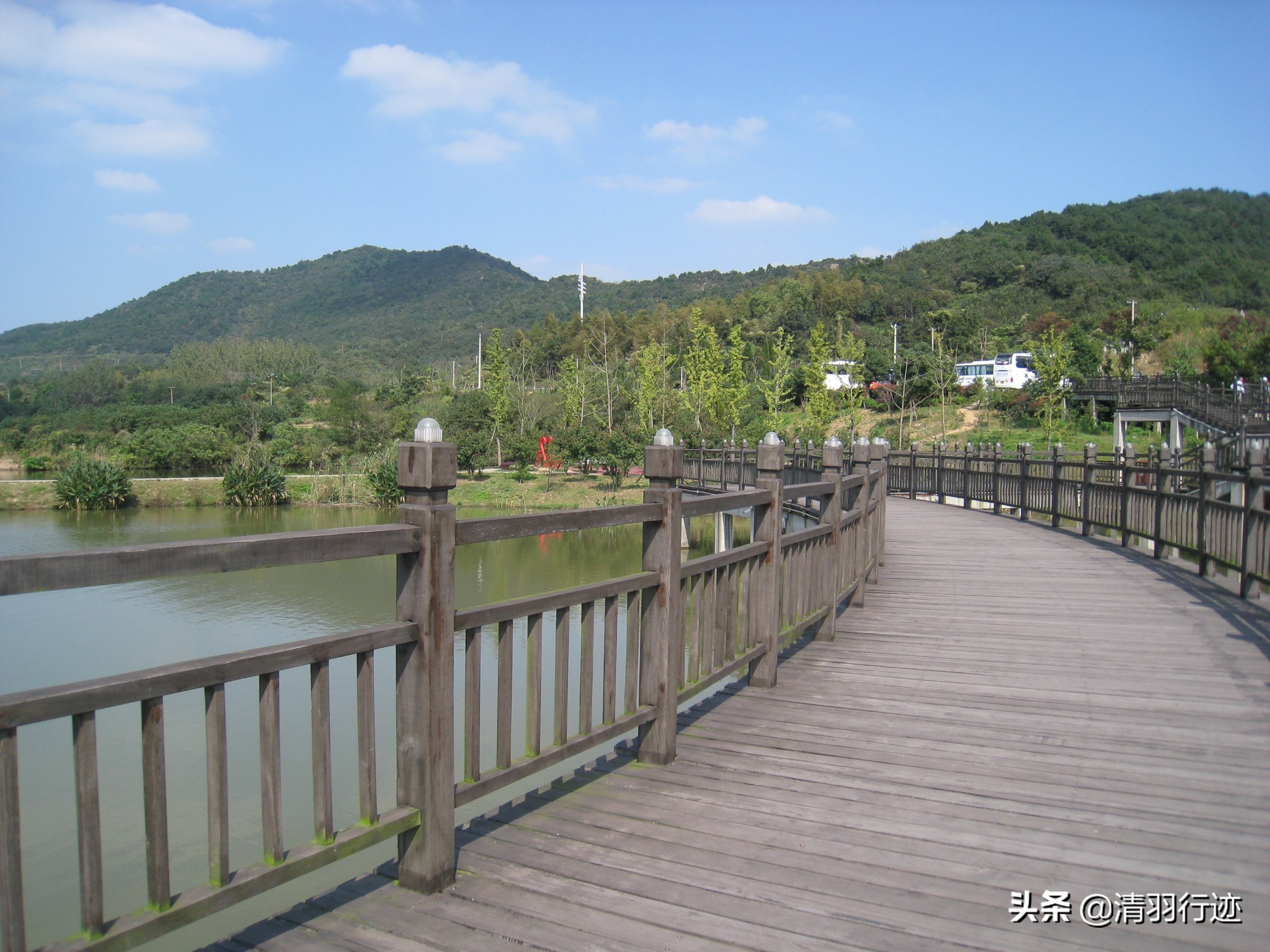 南京一个千年古村落，是江南最美乡村，山环水绕外地人很少来