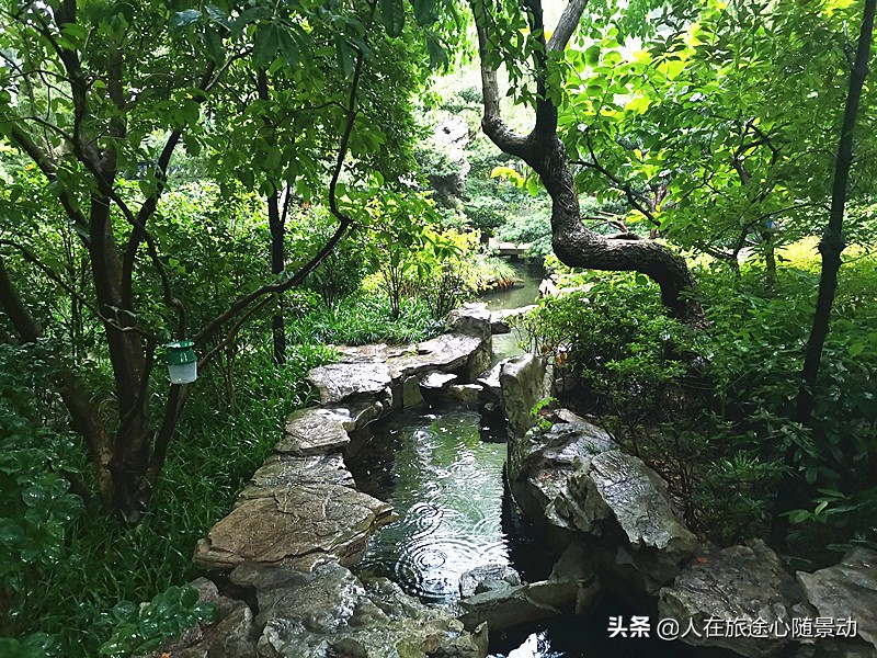 上海黄金地段的一袖珍公园,浓缩的却是上海一千多年来的精品名胜