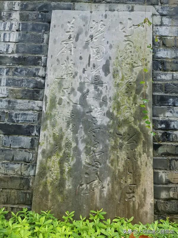 上海黄金地段的一袖珍公园,浓缩的却是上海一千多年来的精品名胜