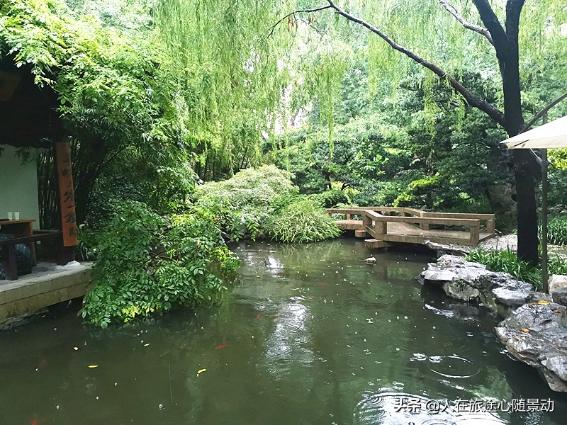 上海黄金地段的一袖珍公园,浓缩的却是上海一千多年来的精品名胜