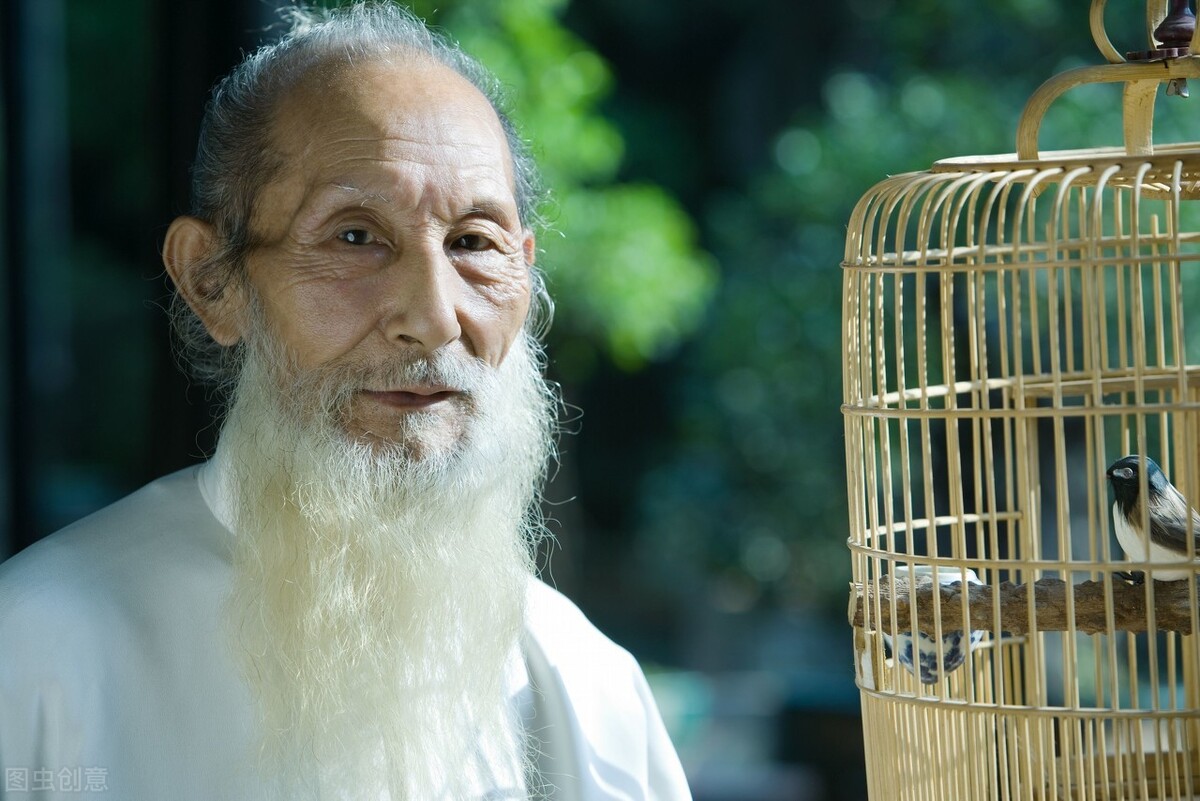 当五个征兆开始出现，说明男人已经开始衰老，两个以上，就要注意