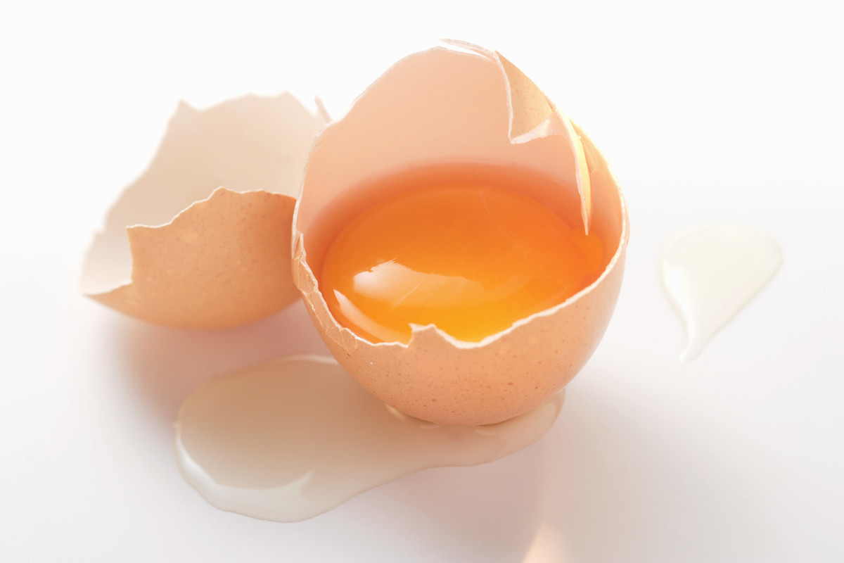 怕胆固醇高，吃鸡蛋不吃蛋黄？你会错过健脑、保心、护肝的卵磷脂